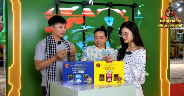 [Hội chợ Triển lãm sản phẩm công nghiệp nông thôn năm 2026 sẽ diễn ra tại Hà Nội từ ngày 10 - 14/6 với sự tham gia của 300 gian hàng đến từ nhiều tỉnh, thành phố trên cả nước.