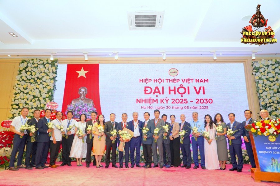 [Ông Nghiêm Xuân Đa tiếp tục được tín nhiệm bầu làm Chủ tịch Hiệp hội Thép Việt Nam