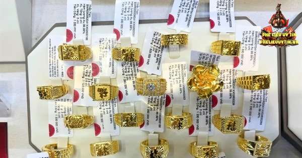 [Giá vàng hôm nay (8/10) đồng loạt giảm khi đồng USD mạnh lên và nhà đầu tư chờ đợi biên bản cuộc họp chính sách tháng 9 của Fed.